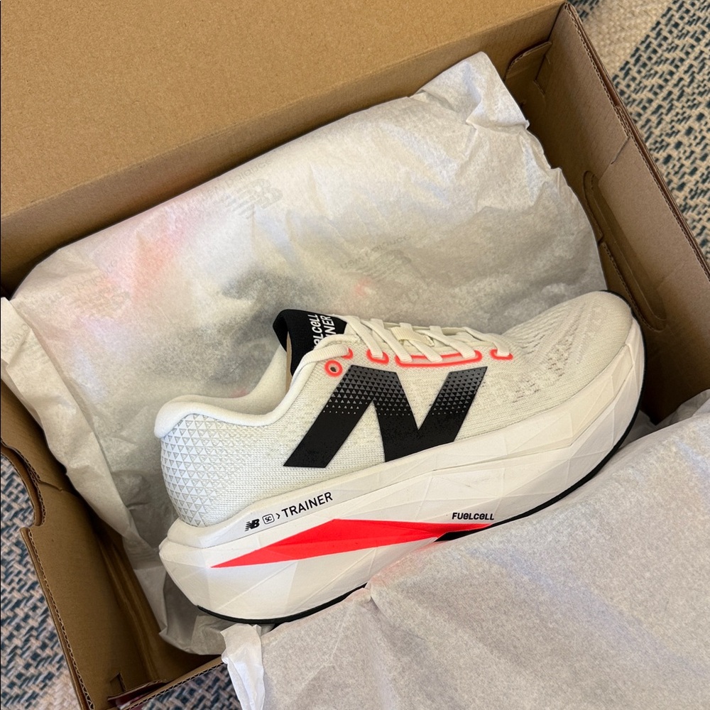 New Balance FuelCell SuperComp Trainerv3